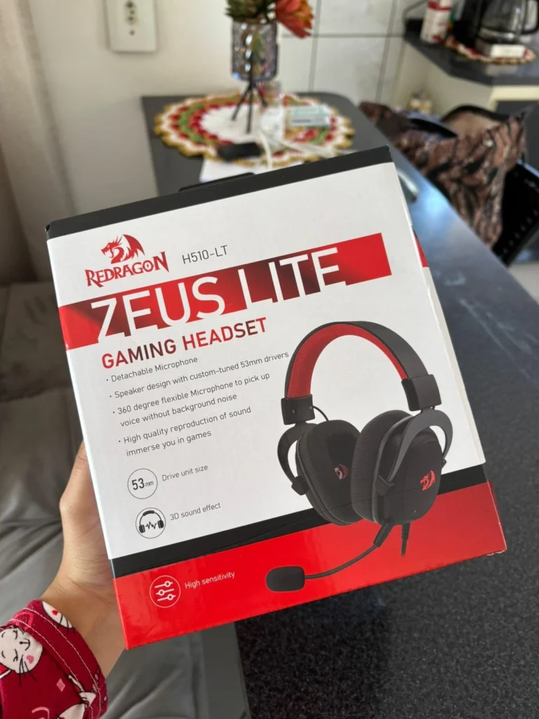 Caixa do headset gamer barato Redragon H510 Zeus com acessórios