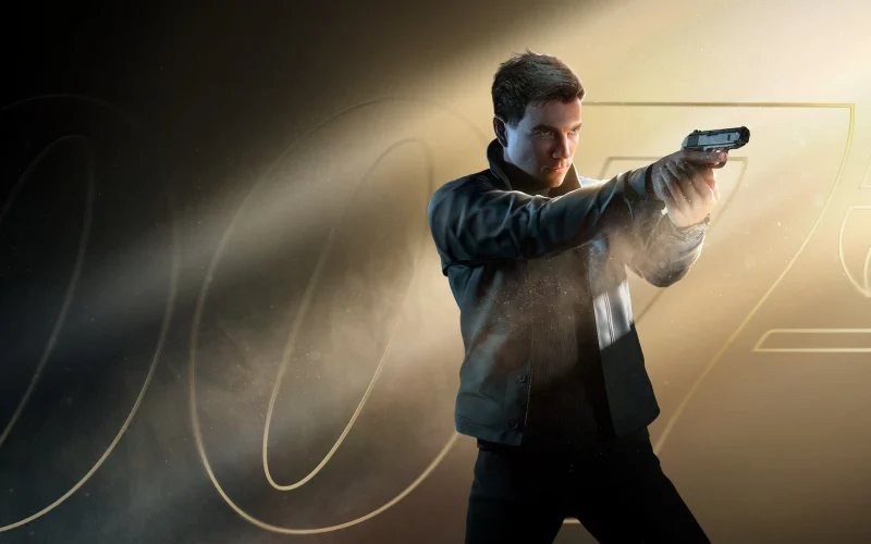 Arte oficial de 007 First Light para PS5 mostrando o jovem James Bond empunhando sua pistola Walther PPK com o icônico logo 007 ao fundo